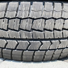 DUNLOP 225/50R18 25年製　冬タイヤの画像