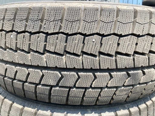 DUNLOP 225/50R18 25年製　冬タイヤ