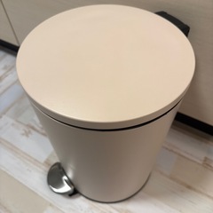 Francfrancゴミ箱の画像