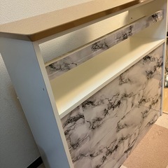 カウンターテーブルの画像