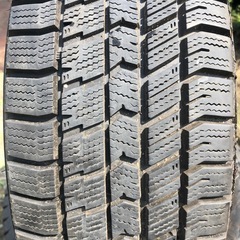 スタッドレス195/65r15 21年の画像