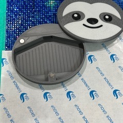 ダイヤモンドアートトレイ ナマケモノ 
手作りの画像