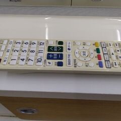32型AQUOS　録画出来る 高性能　液晶テレビ　ハードディスク　ブルーレイ　DVD　レコーダー　プレイヤー　HDDの画像