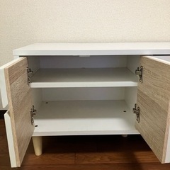 テレビ台の画像