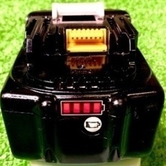 ♦️再入荷♦️綺麗良好品★マキタ18v・BL1860B・6.0A バッテリー残量表示付の画像