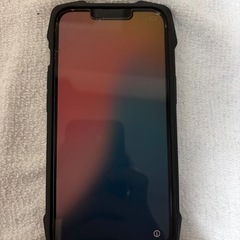 【SIMフリー iPhone13 128GB ミッドナイト（黒系）】ケース＆覗き見防止フィルム付き バッテリー67%の画像