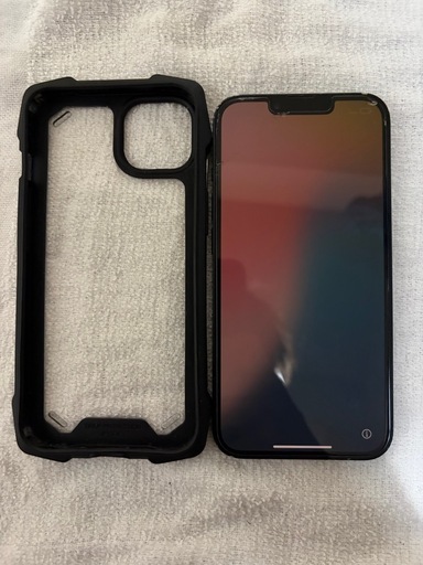 【SIMフリー iPhone13 128GB ミッドナイト（黒系）】ケース＆覗き見防止フィルム付き バッテリー67%