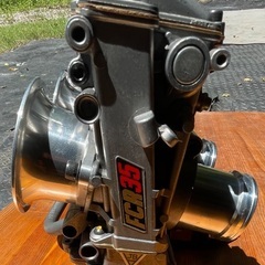 CB750F RC04 FCR35パイキャブレターの画像
