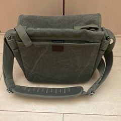 【美品】シンクタンク　カメラバッグの画像