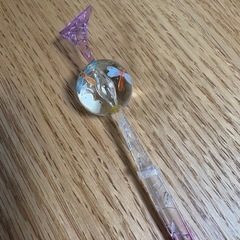 新品！　ガラス＆プラ素材のかんざし　トンボ模様の画像