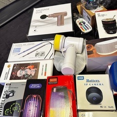 家電やガジェット系大量まとめて新品ばかりの画像