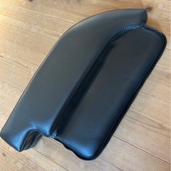 ハイエース 肘おきの画像
