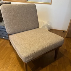 オールドカリモクソファリペア済みの画像