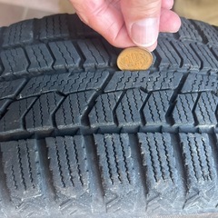 スタッドレスタイヤ(東洋タイヤGIZ2 )175/65R14の画像