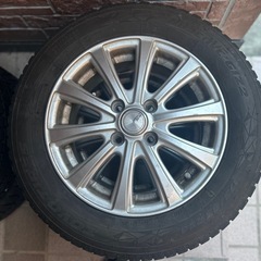 スタッドレスタイヤ(東洋タイヤGIZ2 )175/65R14の画像