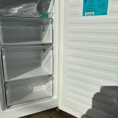 Haier ハイアール JF-NU102C 前開き式冷凍庫 102L 前面タッチ式操作パネル 耐熱性能天板 見やすく整理整頓 急冷凍モード搭載の画像
