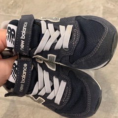 ニューバランススニーカーキッズの画像