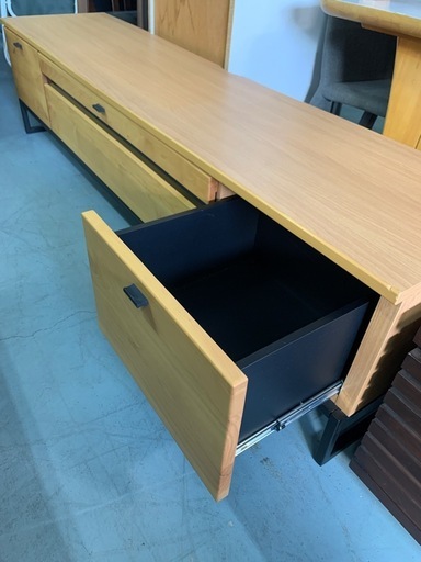 テレビ台　新品同様