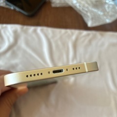 SIMフリー美品　iPhone12 ホワイト　64gbの画像