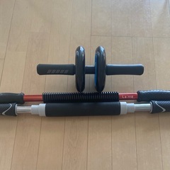 折りたたみテーブルとトレーニング用品差し上げますの画像