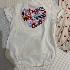 ①
70サイズベビー服ハローキティの画像