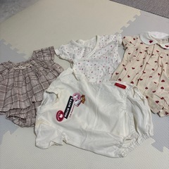 ①
70サイズベビー服ハローキティの画像