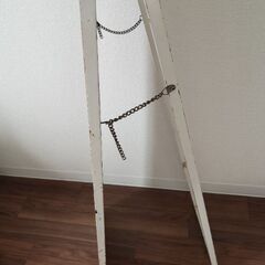 年季が入った全身鏡の画像