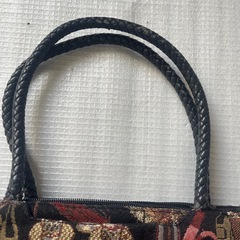 小さめのバッグの画像