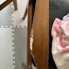 カリモク60 テーブルと椅子の画像