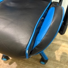 【美品】ゲーミングチェアの画像
