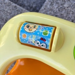 お取り引き中アンパンマンバスチェアーの画像