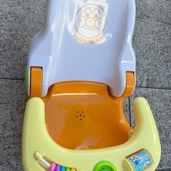お取り引き中アンパンマンバスチェアーの画像