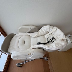 combi 電動ハイローチェア ロワイヤルATの画像