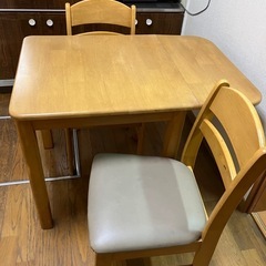 ダイニングテーブルセットの画像