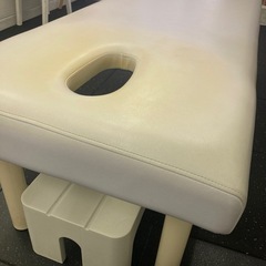 マッサージベッドの画像