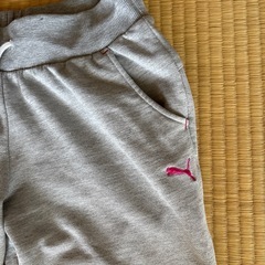 PUMAスウェットパンツの画像