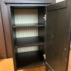 IKEAのヘムネスサイドチェストの画像