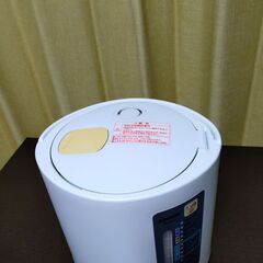 【終わりました】長期使用品・スチーム式加湿器 EE-AY30型/2001年製の画像