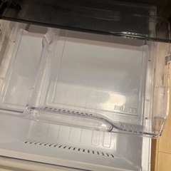 10/1限定　冷蔵庫　あげますの画像