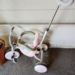 ミニーちゃんの手押し三輪車の画像