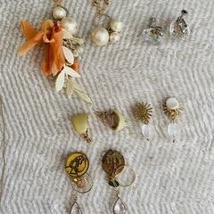 アクセサリー（ハンドメイド含む）まとめ売りの画像