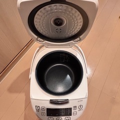 炊飯器・扇風機・ドライヤーの画像