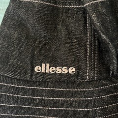 エレッセの新品帽子の画像