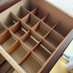 木製タンスの画像