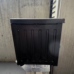 屋外　宅配ボックスの画像