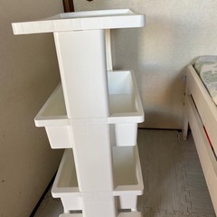 収納家具ラックの画像