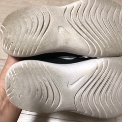 NIKE スニーカー19cm ブラックの画像