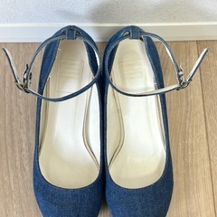 デニム　ストラップパンプス　Mの画像