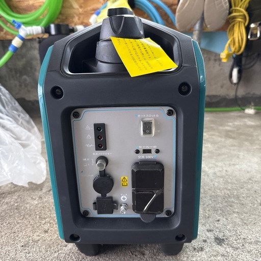 未使用品　インバーター発電機　GS1800i