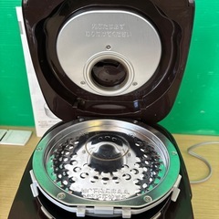 東○429 通電OK 炊飯器 2018年製 ZOJIRUSHI NP-GG05 IH炊飯ジャー ブラウン 3合炊き の画像